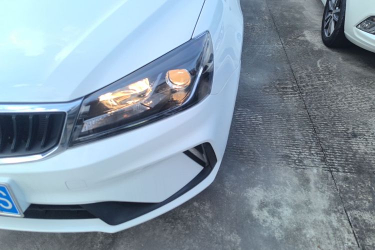 GEELY Emgrand 2021 car image #23