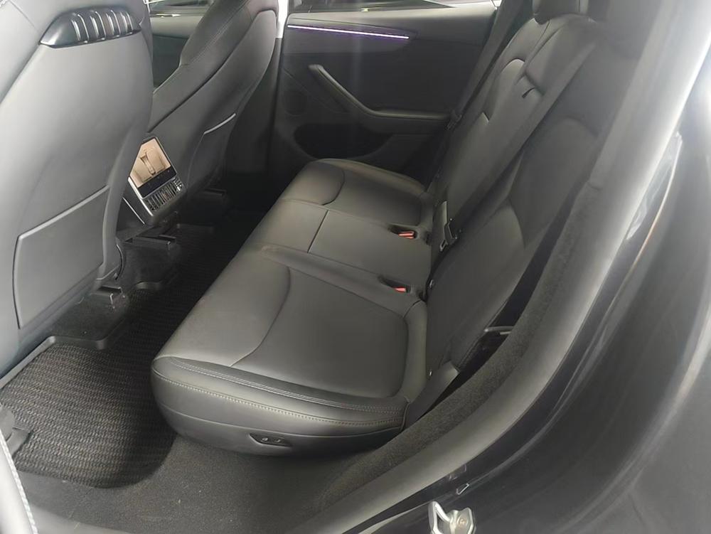 Tesla Model Y 2025 #12 Tesla Model Y 2025 car image #12