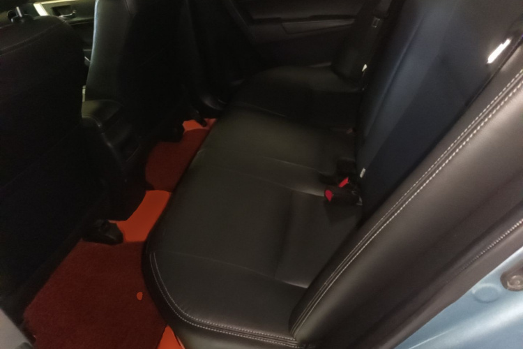 Toyota Corolla 2017 car image #13