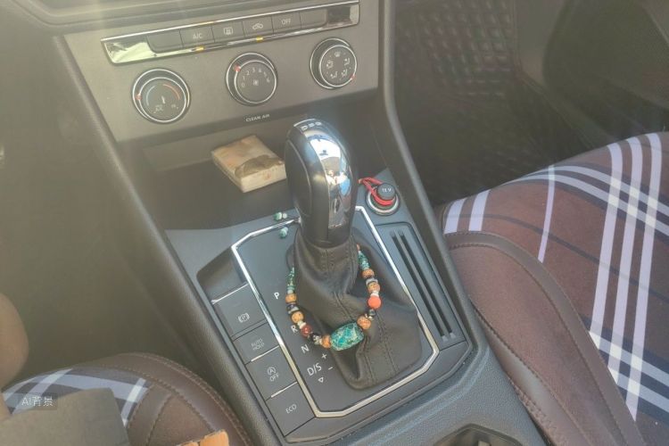 Volkswagen Lavida 2019 car image #16
