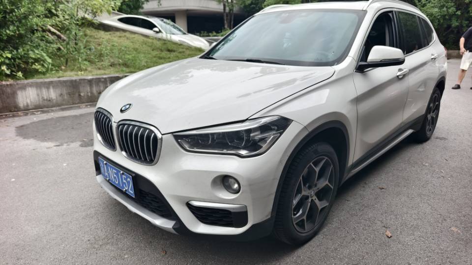 2019 2019 car image