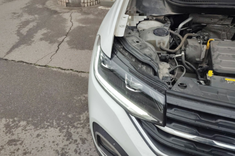 Volkswagen Tacqua 2021 car image #8