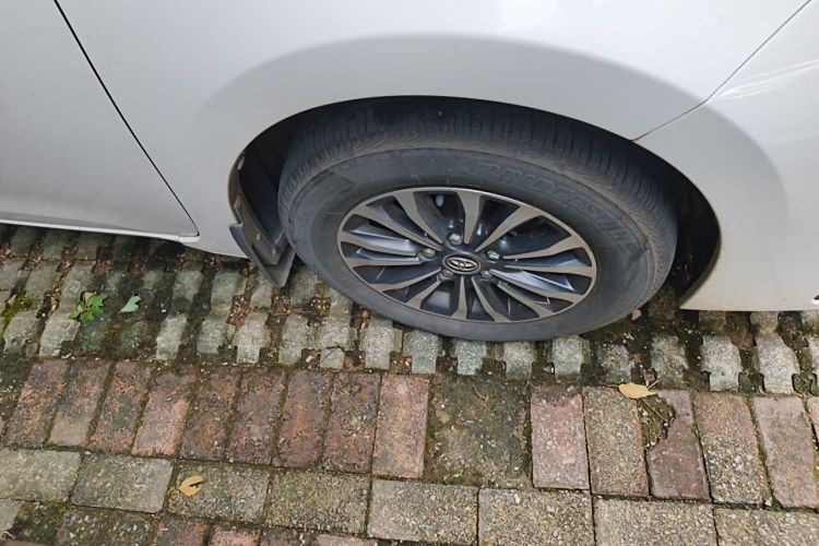 Toyota Corolla 2017 #6 Toyota Corolla 2017 car image #6