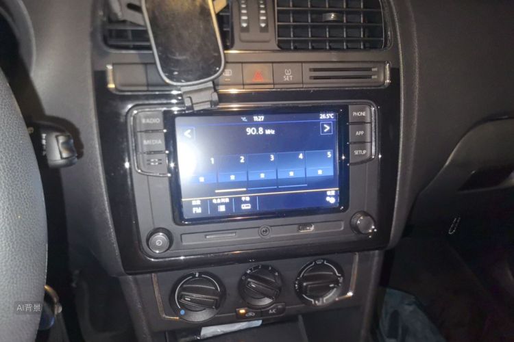 Volkswagen Polo 2014 car image #15