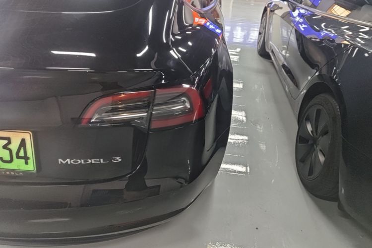 Tesla Model 3 2023 car image #8
