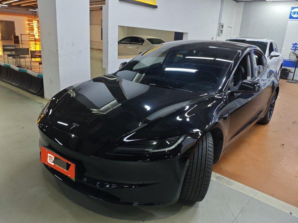 Tesla Model 3 2023 imagen de coche 
