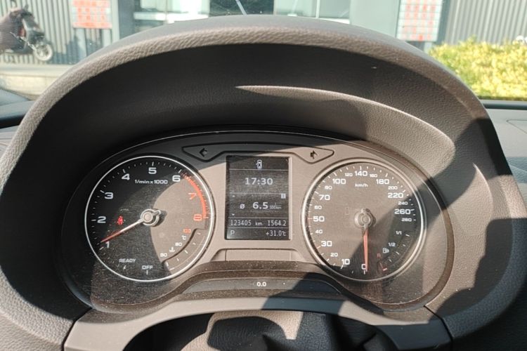 Audi A3 2020 immagine di auto #12