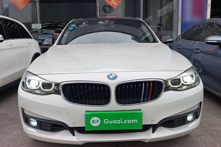 BMW 3 Series GT 2018 car image #3
