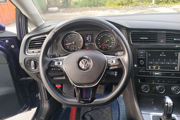 Volkswagen Golf 2018 #11 Volkswagen Golf 2018 car image #11