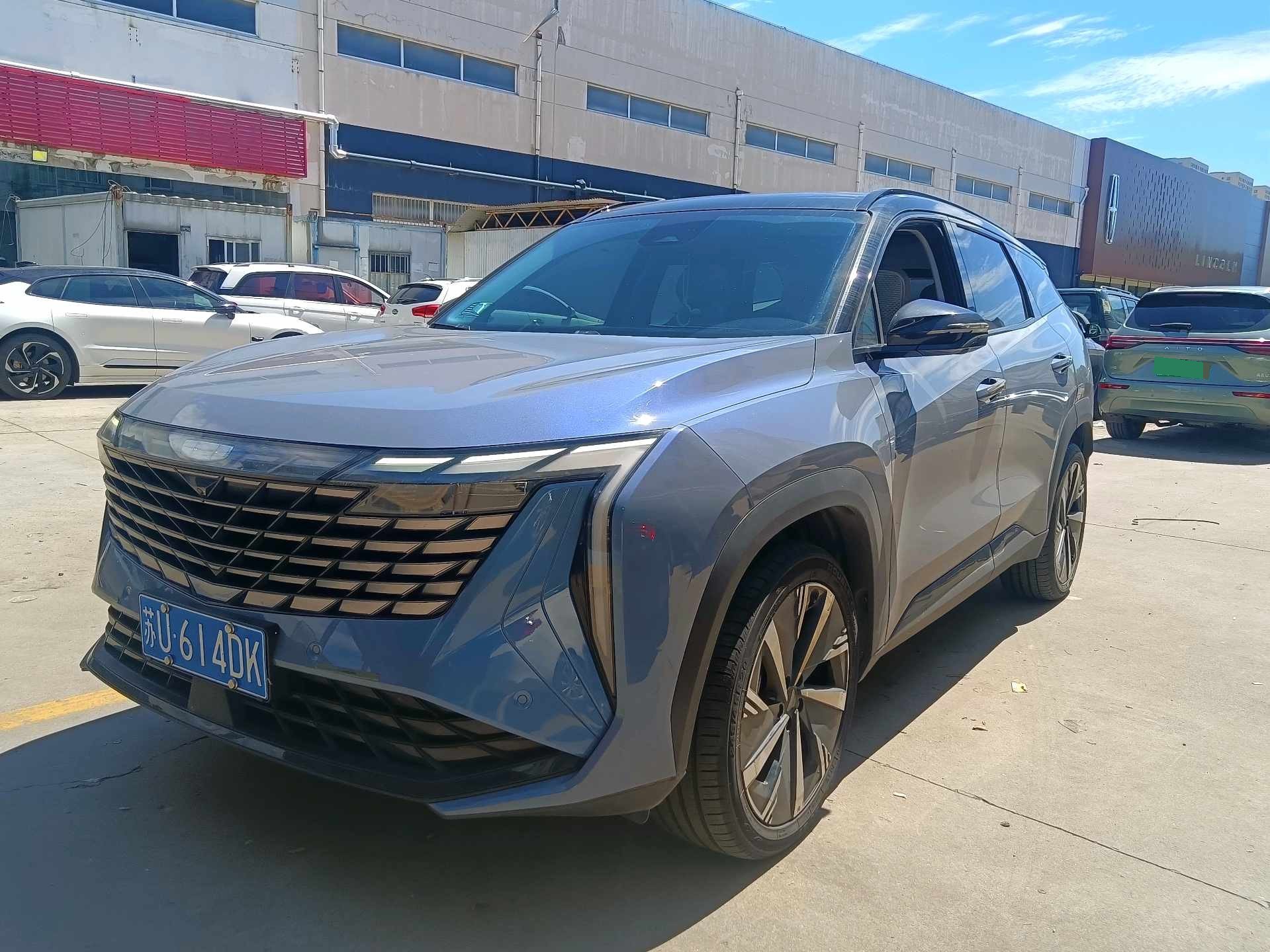 GEELY Boyue L 2023 GEELY Boyue L 2023 car image