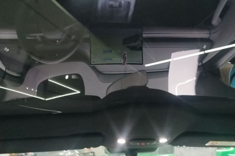 MI SU7 2024 car image #26