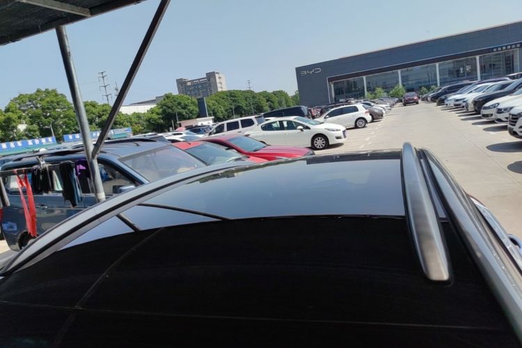 GEELY Emgrand GS 2019 #25 GEELY Emgrand GS 2019 imagem de carro #25