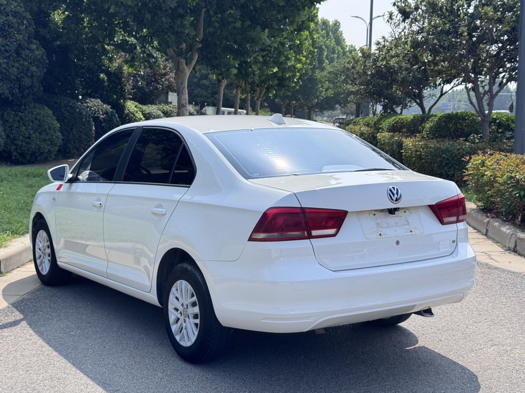 Volkswagen Santana 2015 #9 Volkswagen Santana 2015 car image #9