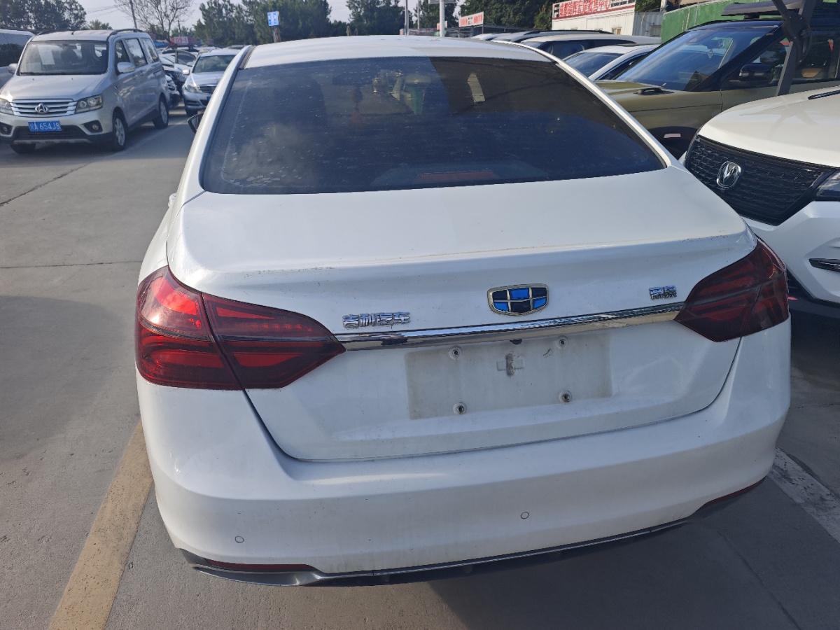 GEELY Emgrand 2018 car image #5