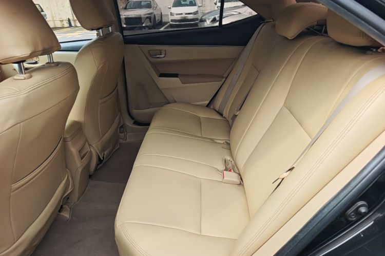 Toyota Corolla 2015 car image #19