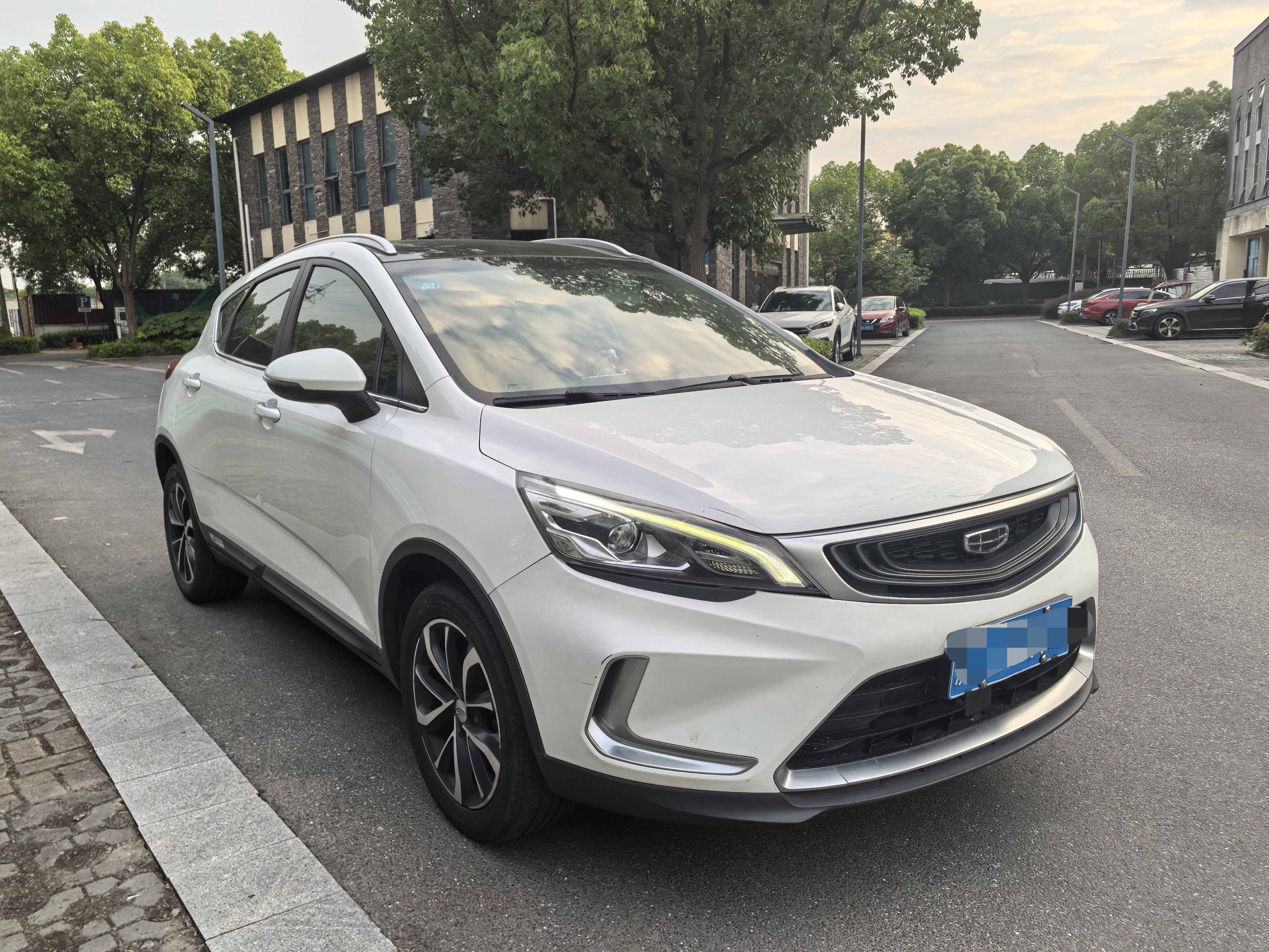 GEELY Emgrand GS 2020 #2 GEELY Emgrand GS 2020 car image #2