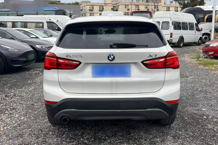 BMW X1 2017 #7 BMW X1 2017 car image #7