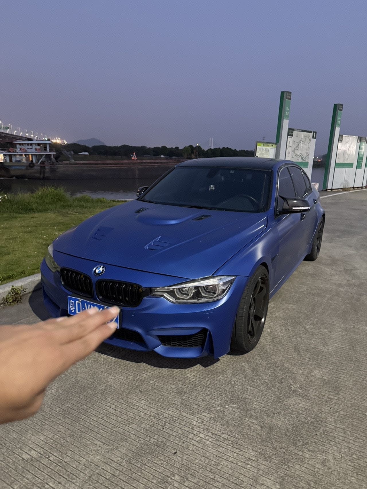 BMW 3 Series 2016 car image 