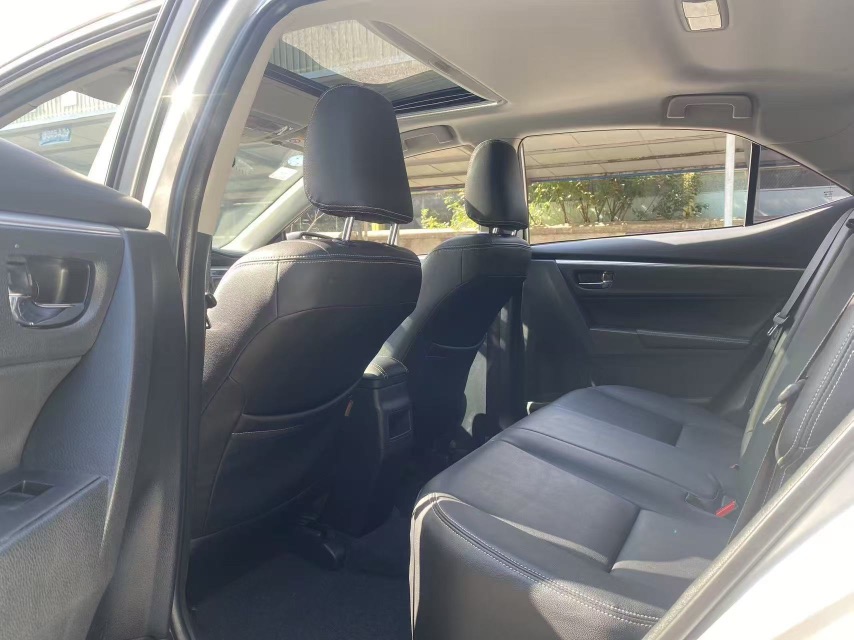Toyota Corolla 2018 car image #6