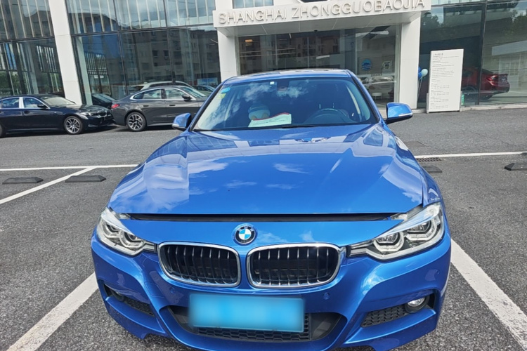 BMW 3 Series 2018 #3 BMW 3 Series 2018 car image #3