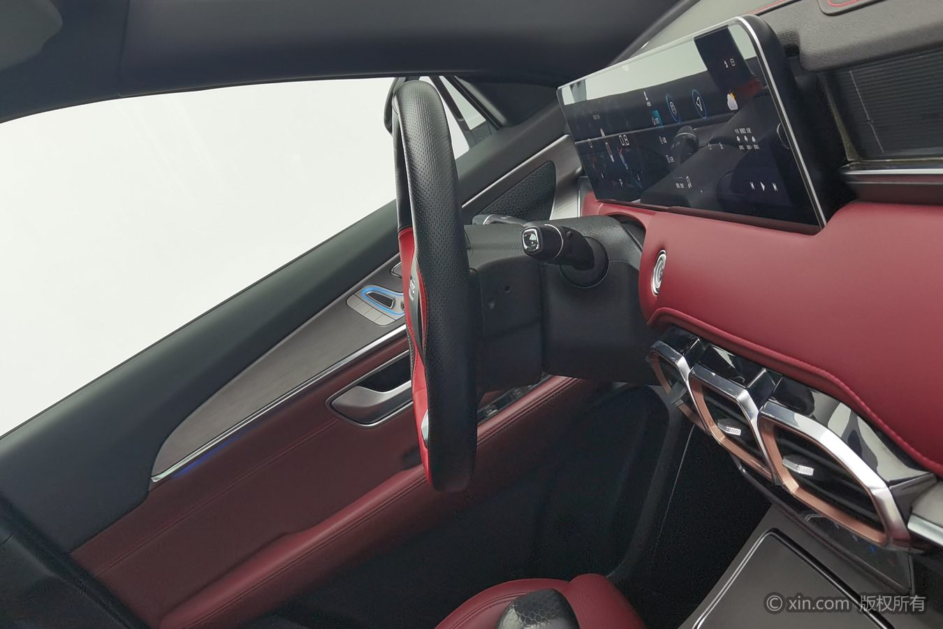 Jetour X70 PLUS 2021 изображение автомобиля #23