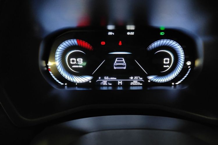 GEELY Emgrand 2025 car image #14