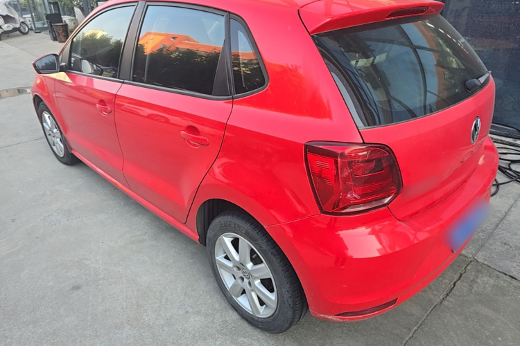 Volkswagen Polo 2016 immagine di auto #5