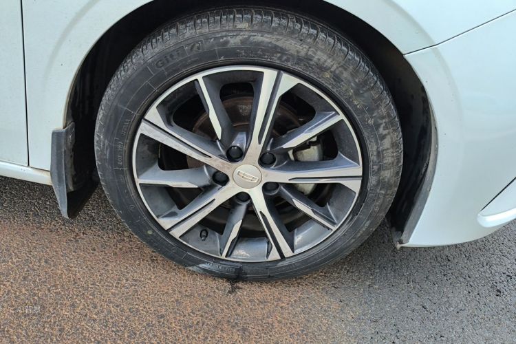 GEELY Emgrand 2023 car image #9