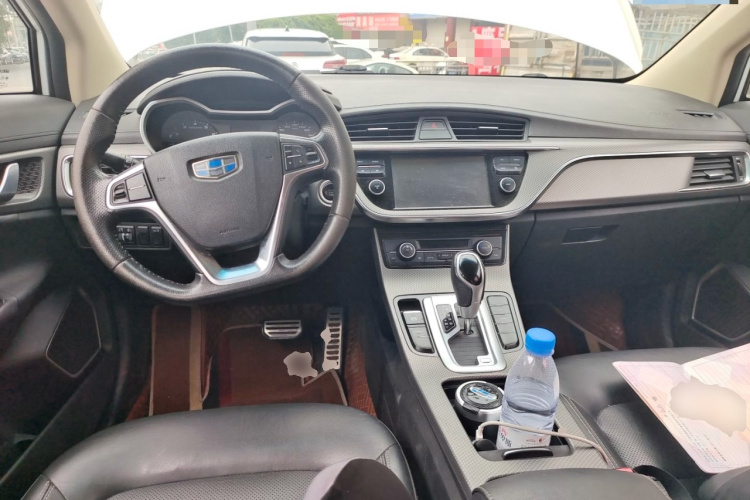 GEELY Emgrand GS 2017 car image #7