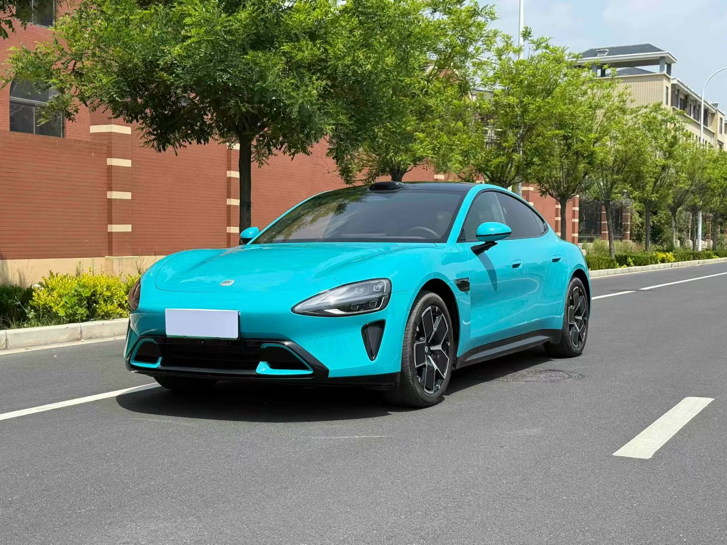MI SU7 2025 car image 