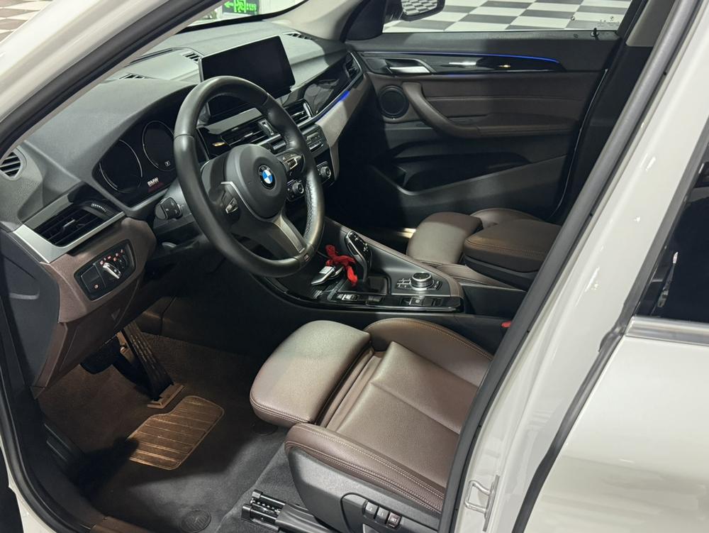 BMW X1 2020 car image #9