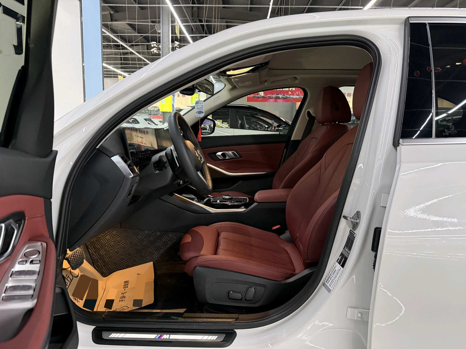 BMW 3 Series 2024 imagem de carro #6