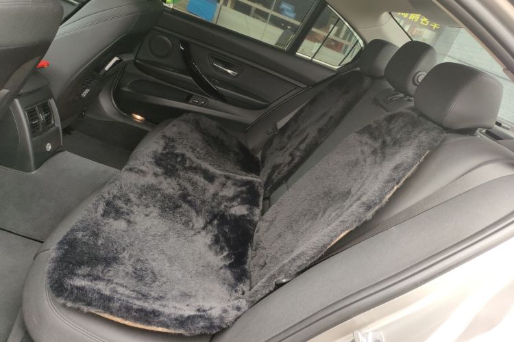 BMW 3 Series 2018 imagen de coche #17