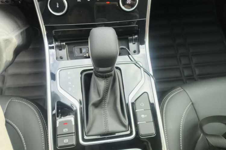 Chery Arrizo 5 2025 imagen de coche #18