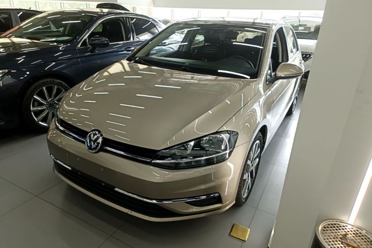 Volkswagen Golf 2019 #2 Volkswagen Golf 2019 car image #2