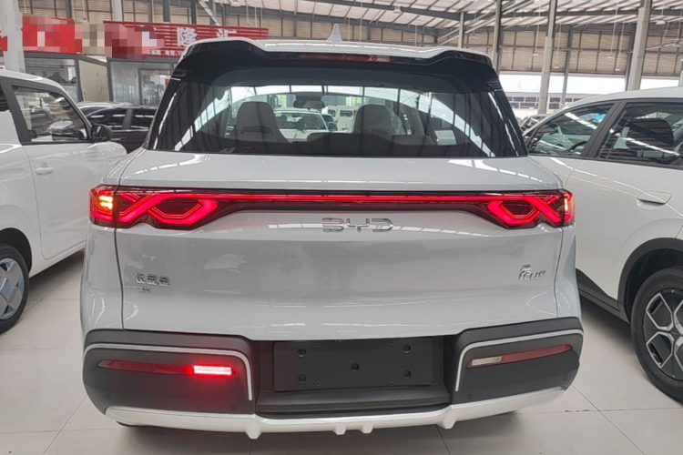 BYD YuanUP 2026 car image #4