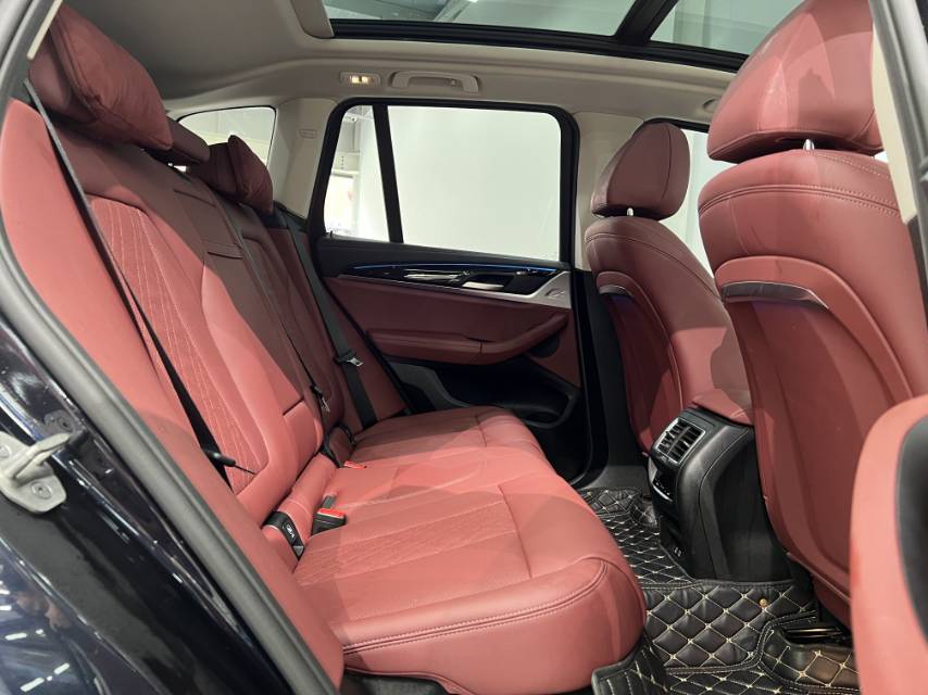BMW iX3 2024 car image #6