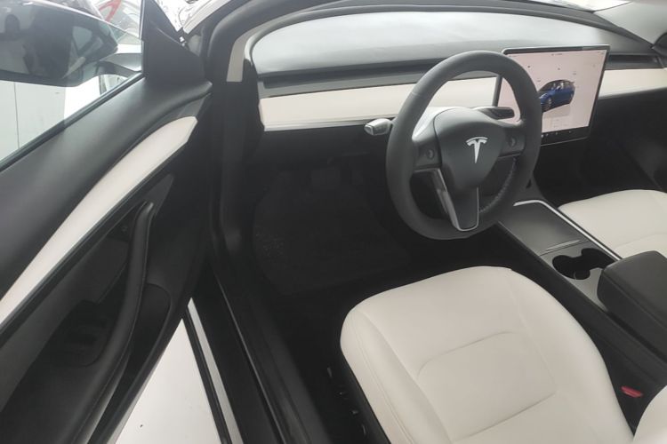 Tesla Model 3 2002 #12 Tesla Model 3 2002 car image #12