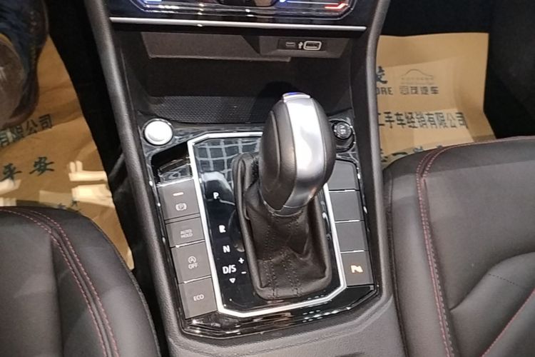 Volkswagen Lavida 2024 car image #14