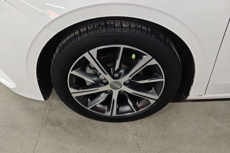 GEELY Emgrand 2021 #9 GEELY Emgrand 2021 car image #9