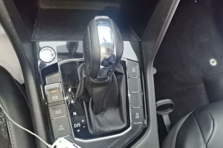 Volkswagen Tharu 2021 car image #18