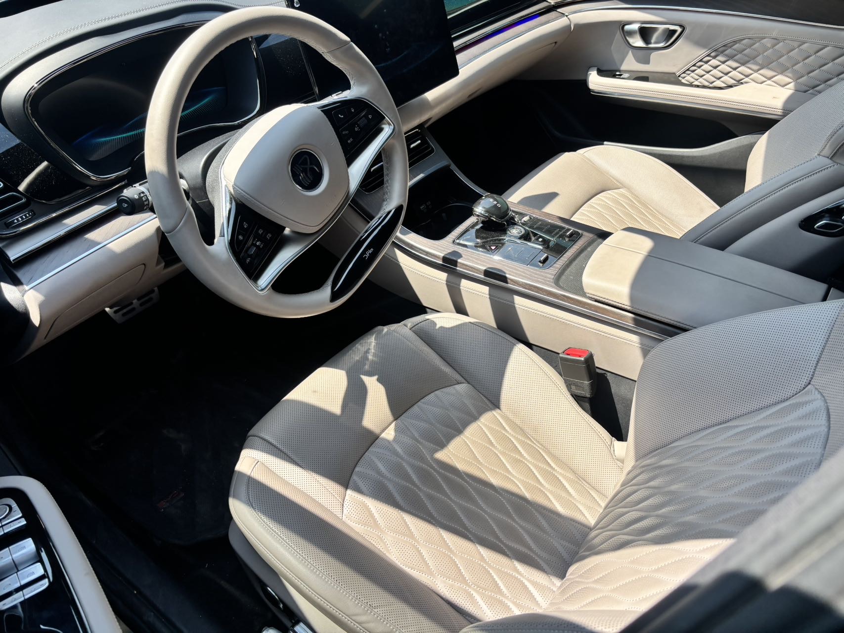 BYD Han 2024 car image #5