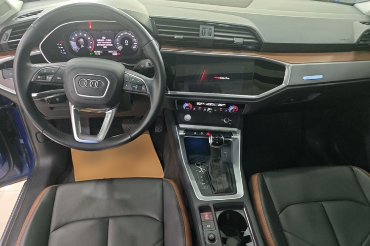Audi Q3 2019 #10 Audi Q3 2019 car image #10