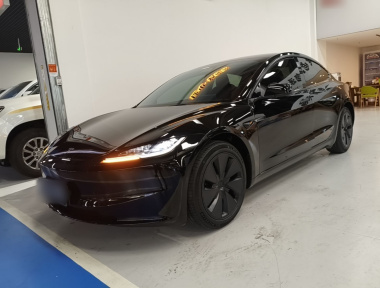 Tesla Model 3 2024 Tesla Model 3 2024 car image