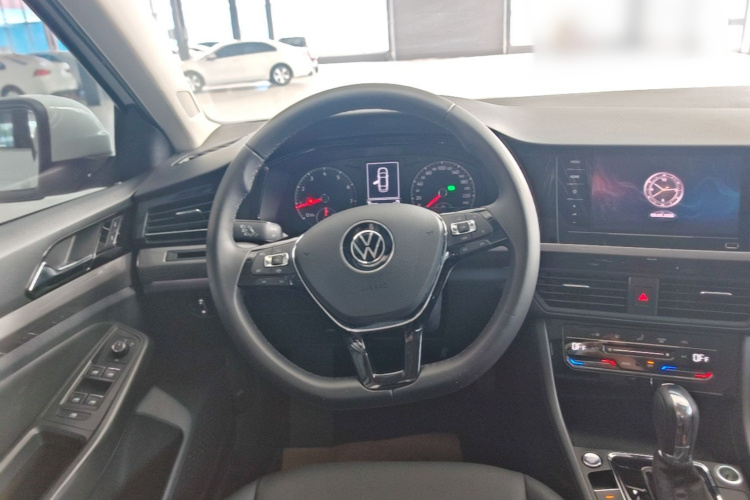 Volkswagen Bora 2021 car image #11