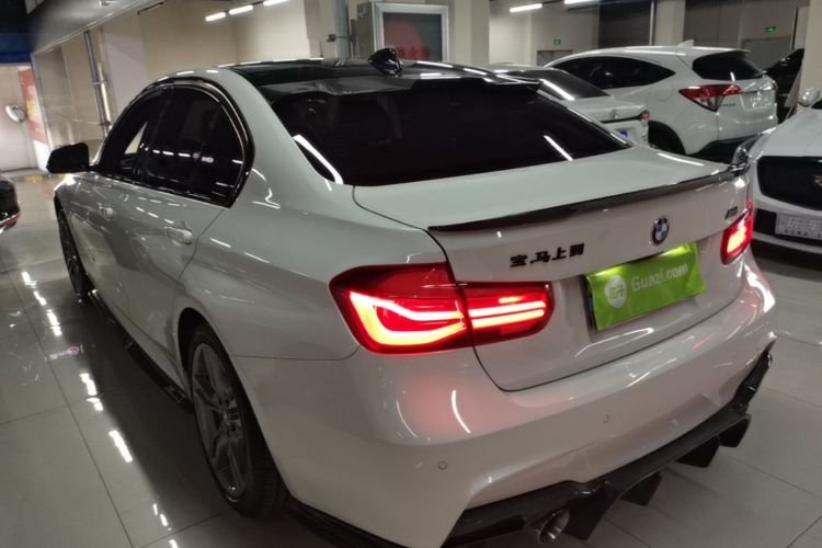 BMW 3 Series 2018 #5 BMW 3 Series 2018 car image #5