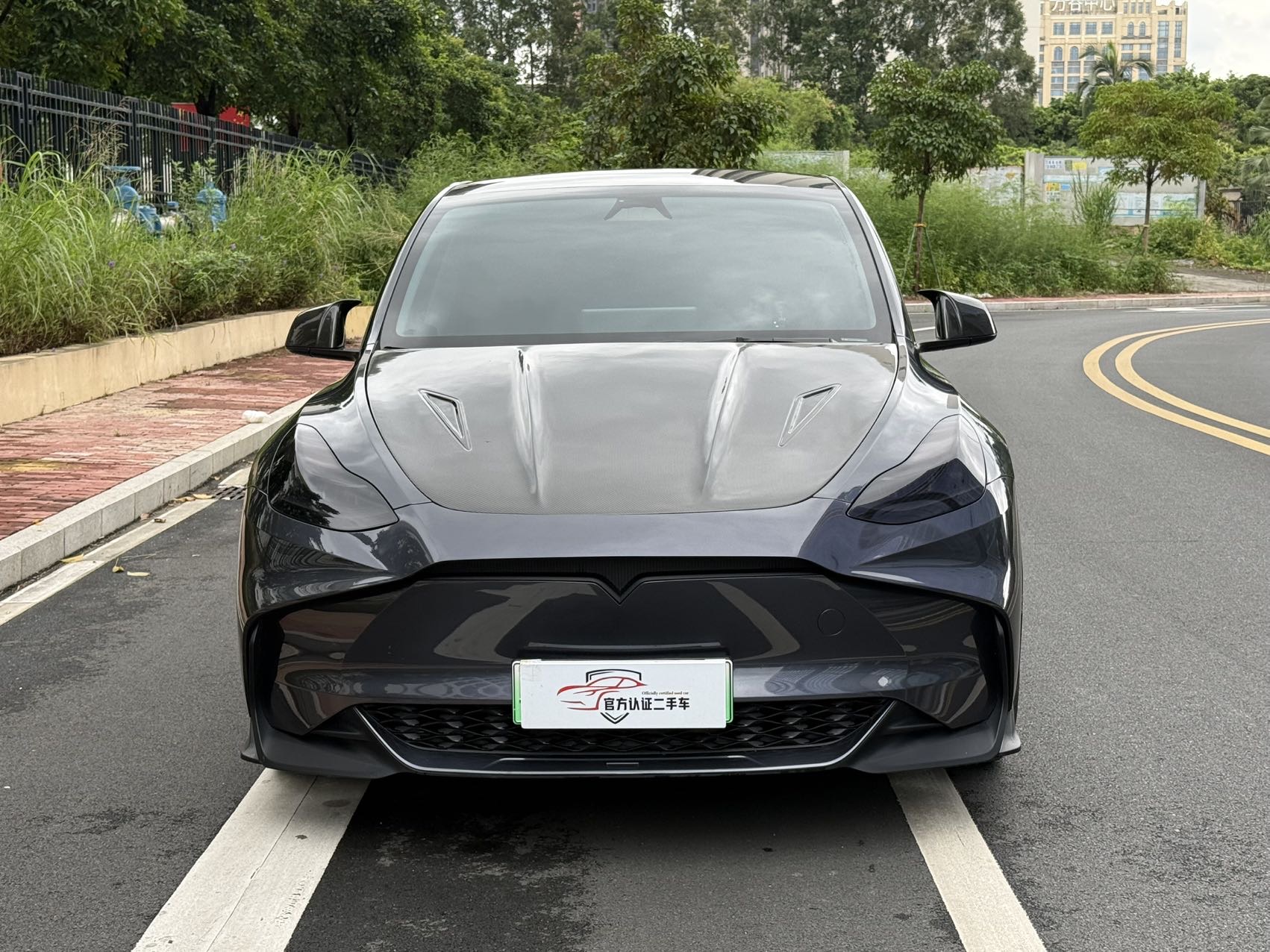 Tesla Model Y 2024 #2 Tesla Model Y 2024 car image #2