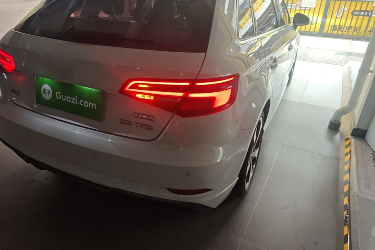 Audi A3 2017 car image #8