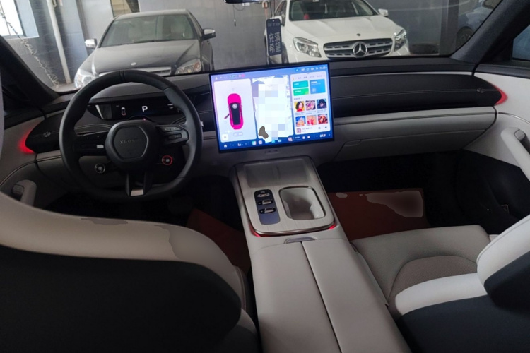 MI SU7 2025 car image #11