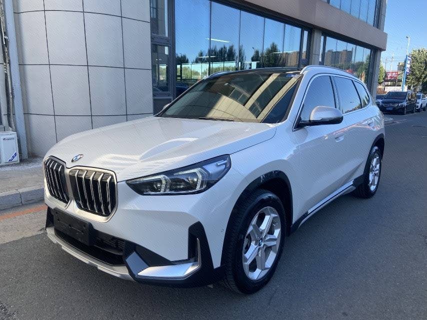 BMW X1 2023 BMW X1 2023 car image